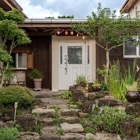 Jeju Wooden Attic Pension